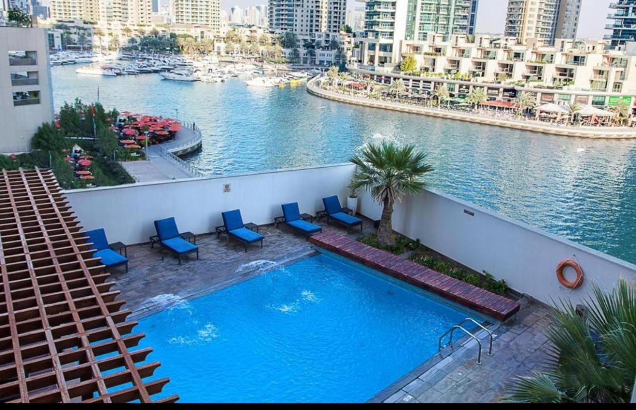 Luxury 2 Bedroom With Full Marina View Apartment