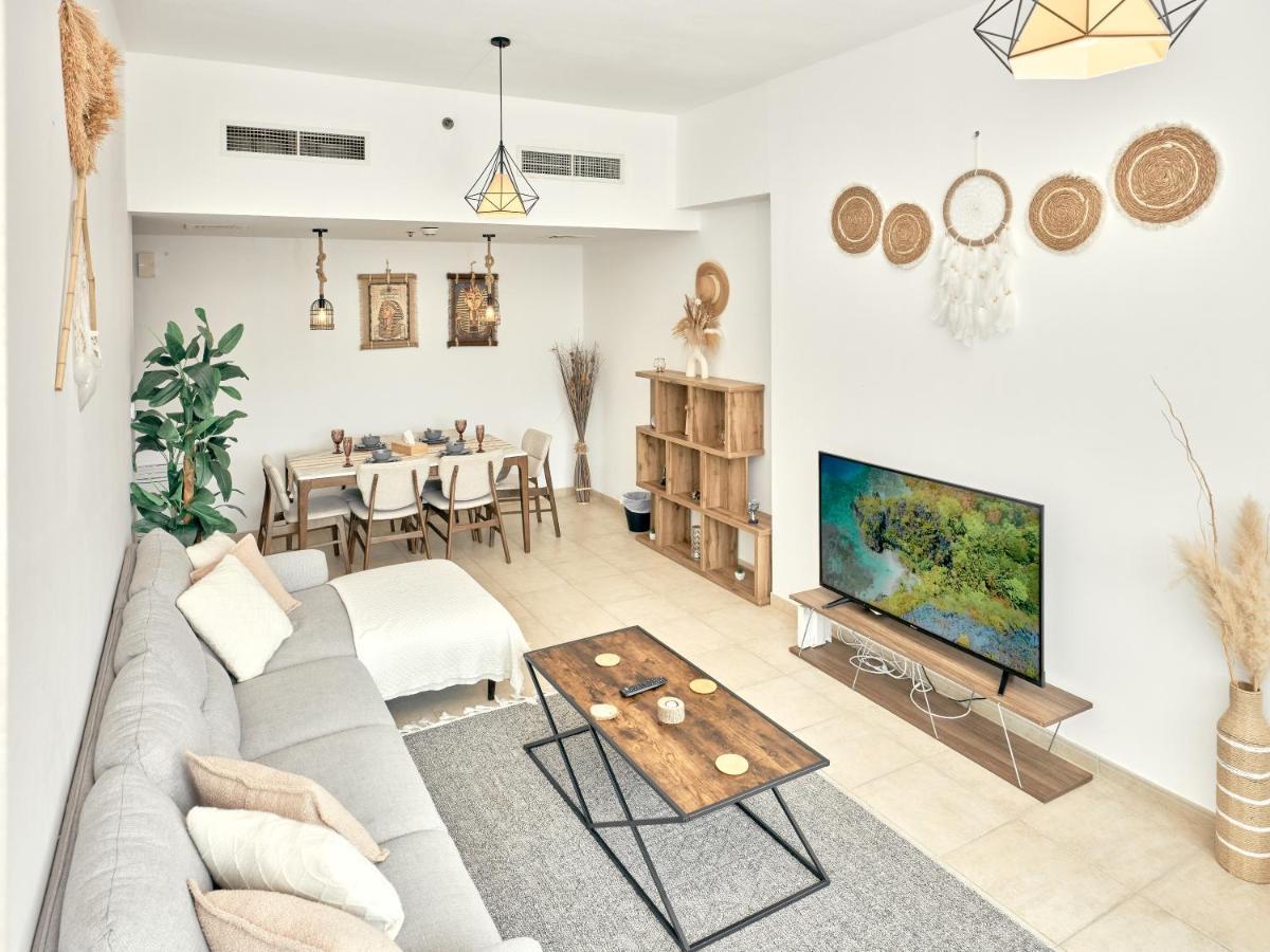 Luxury 2 Bedroom With Full Marina View Apartment *