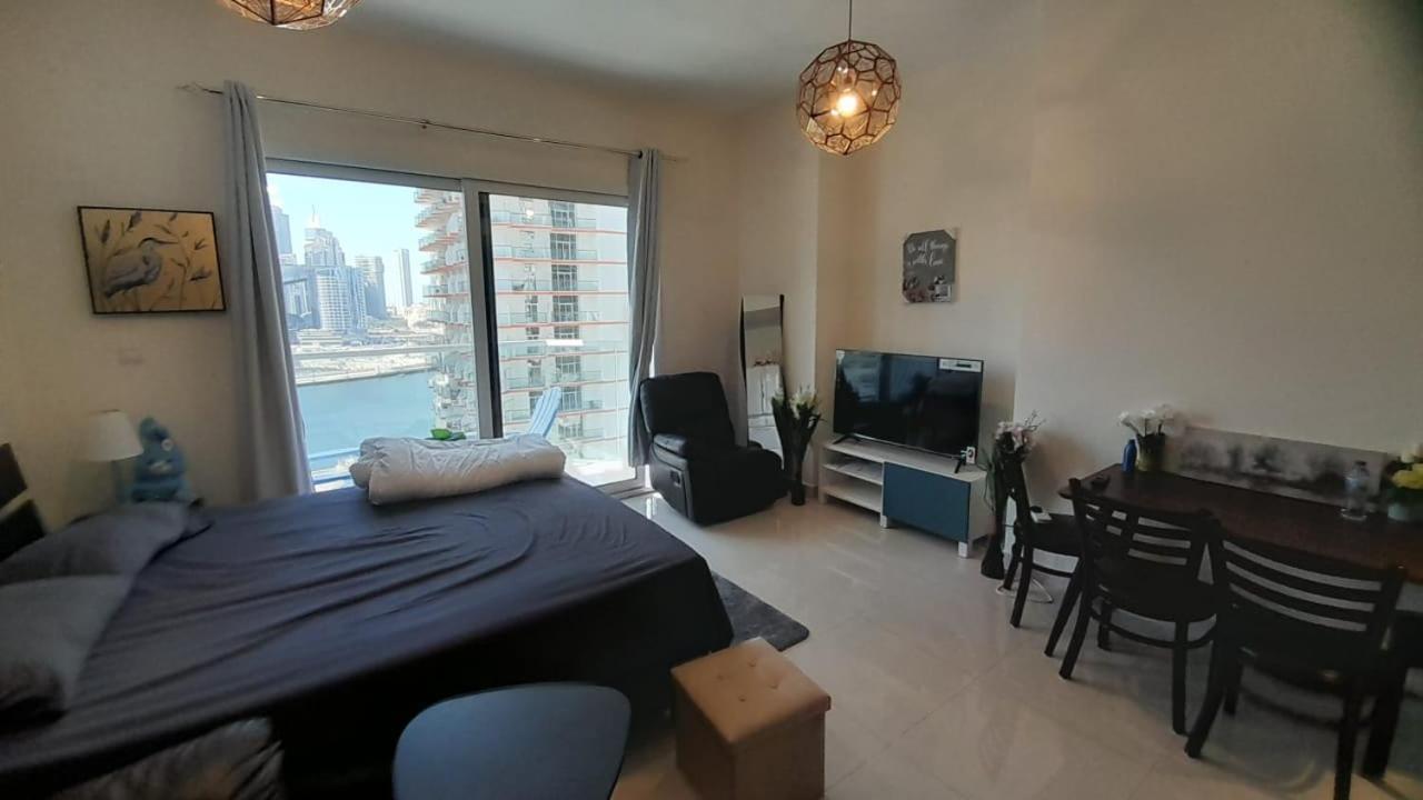 Your 2 Bbay Apartment *