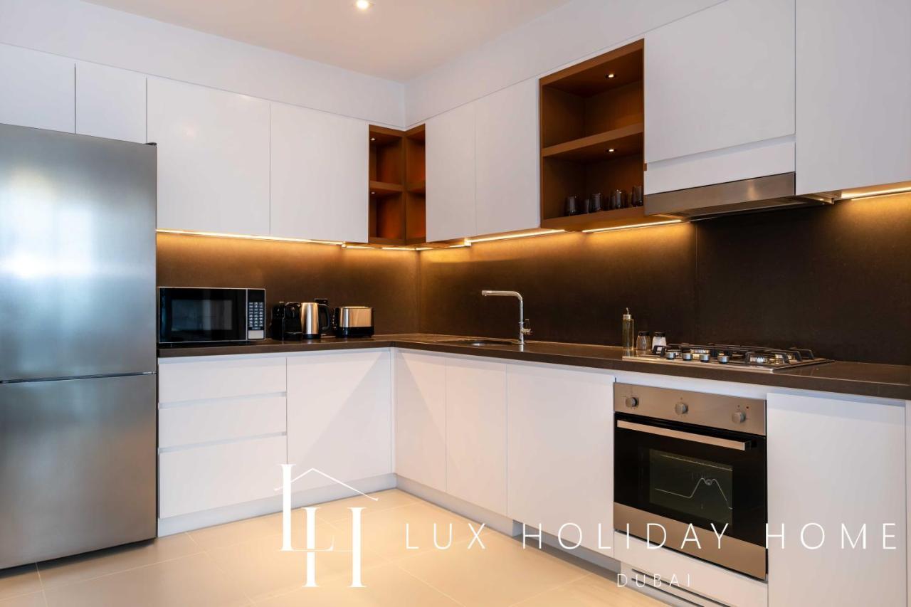 Lux The Vida Marina 2 Apartment *