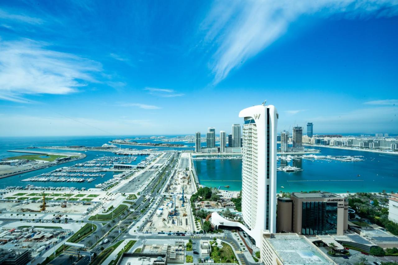 360 Views Marina! Stunning 2br En *