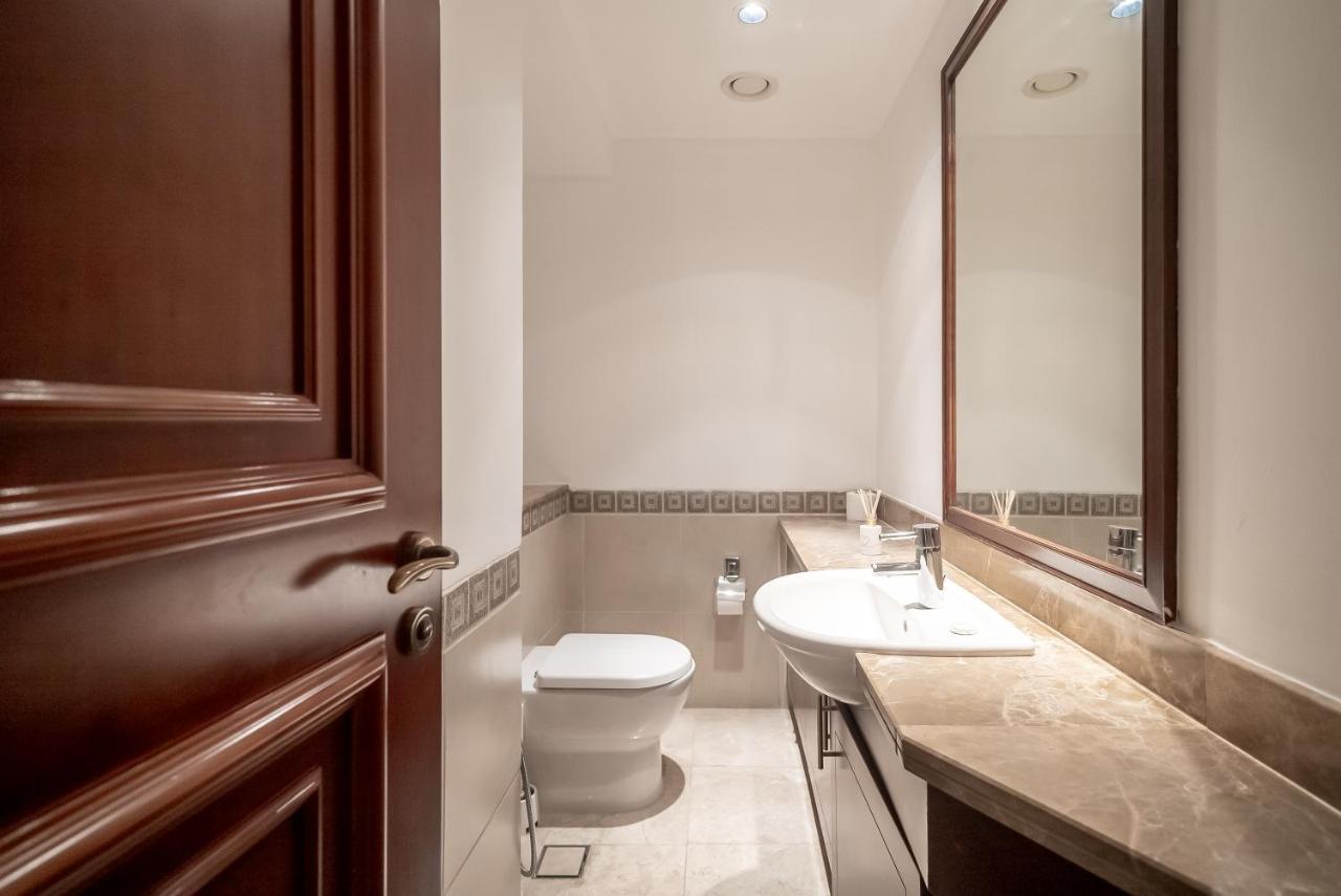 Stylish Urban Retreat 1br Gem Fairmont - 90ab2 * Dubai