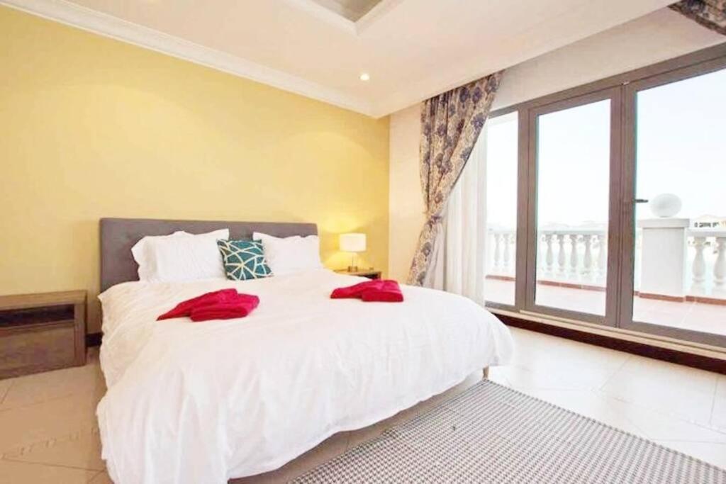 Stunnin Manresa With Private Beach & Pool On Palm Island Villa Dubai