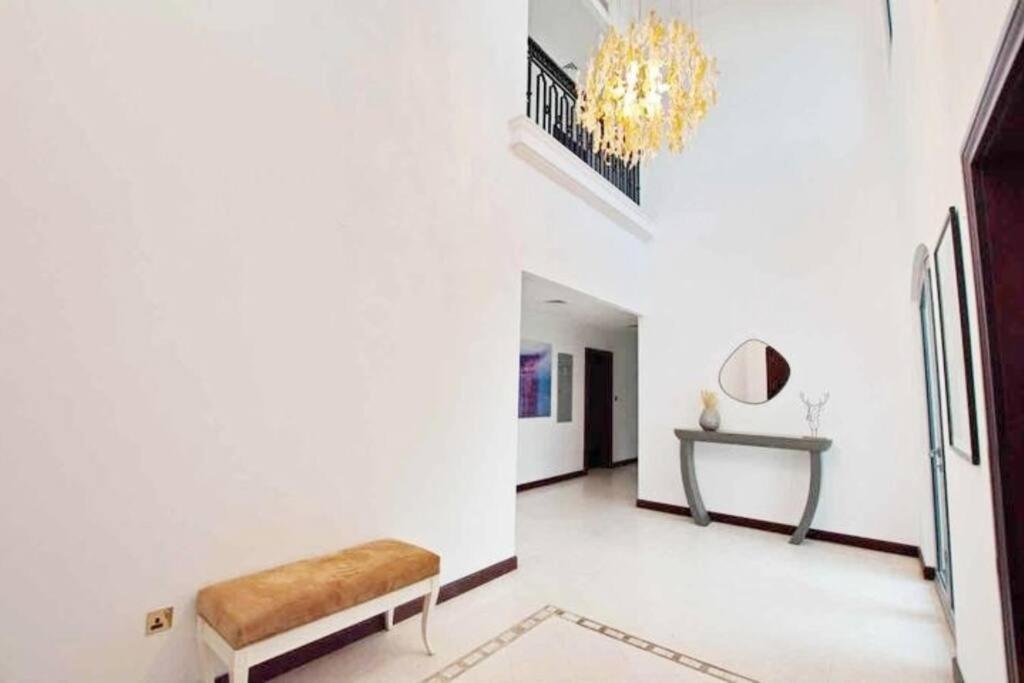 Stunnin Manresa With Private Beach & Pool On Palm Island * Dubai