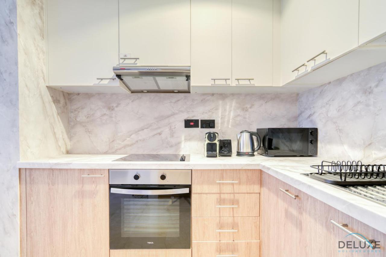 Spacious At Sky Gardens Difc By Deluxe Homes * Dubai
