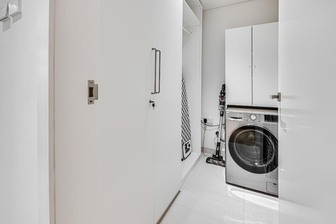 Beautiful 1 Bedroom In Port De La Apartment