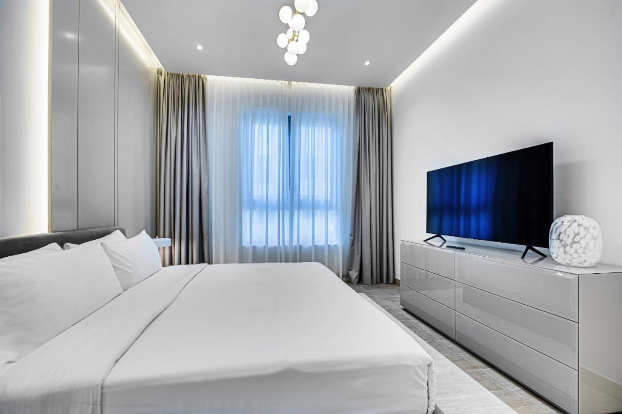 Beautiful 1 Bedroom In Port De La