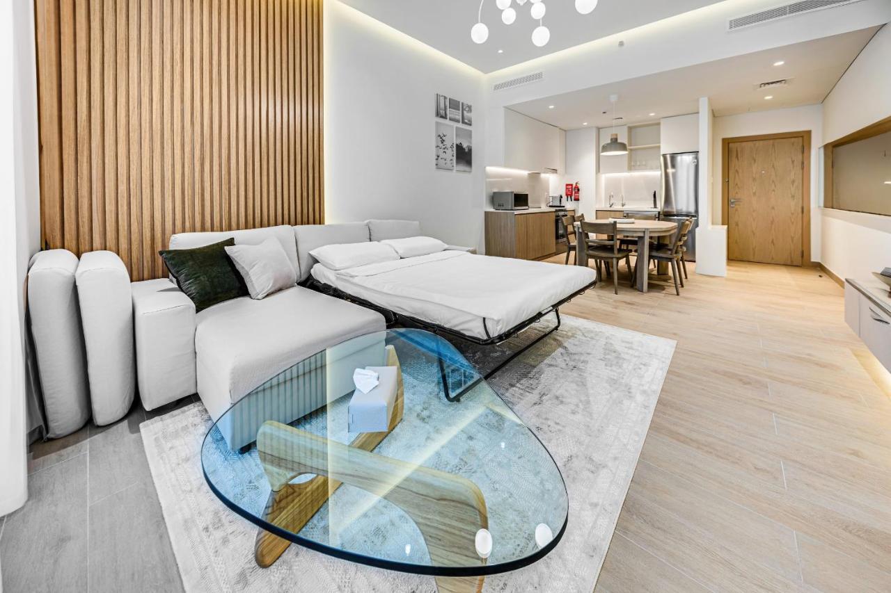 Beautiful 1 Bedroom In Port De La Apartment