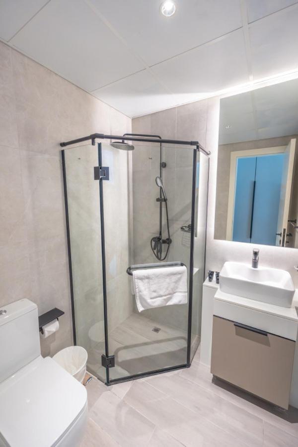Midtown Haven Cozy One Bed In Apartment *