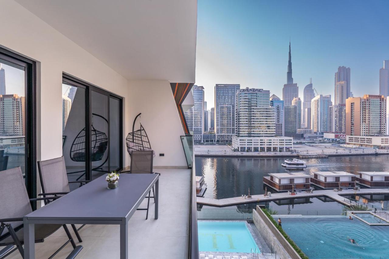 Elegant Treat With Burj Khalifa View By Suiteable * Dubai