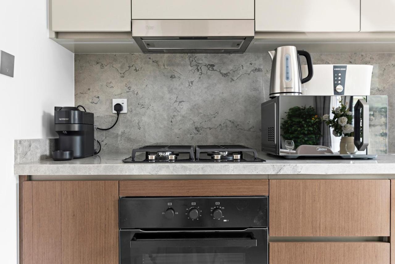 Stonetree - Luxurious With Private Access Apartment *