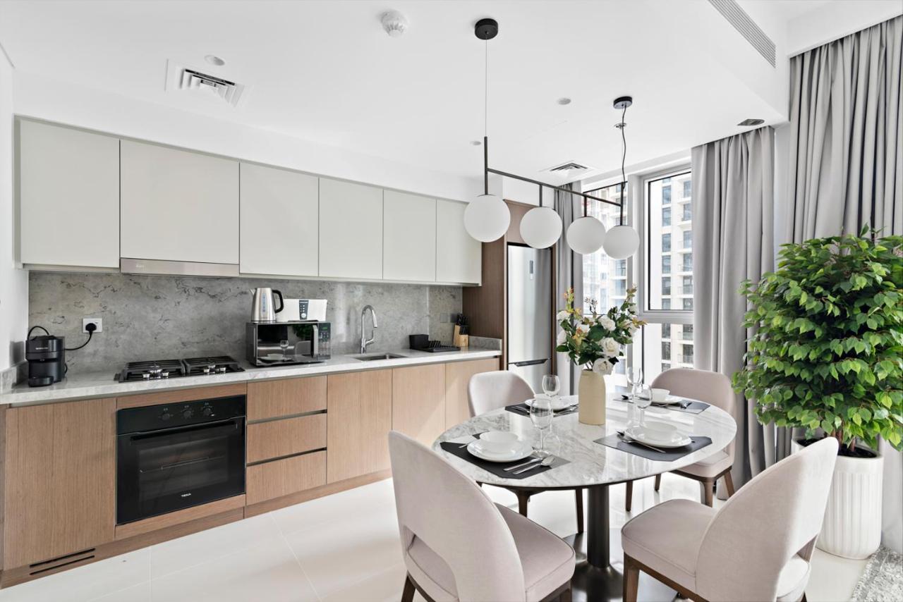 Stonetree - Luxurious With Private Access Dubai