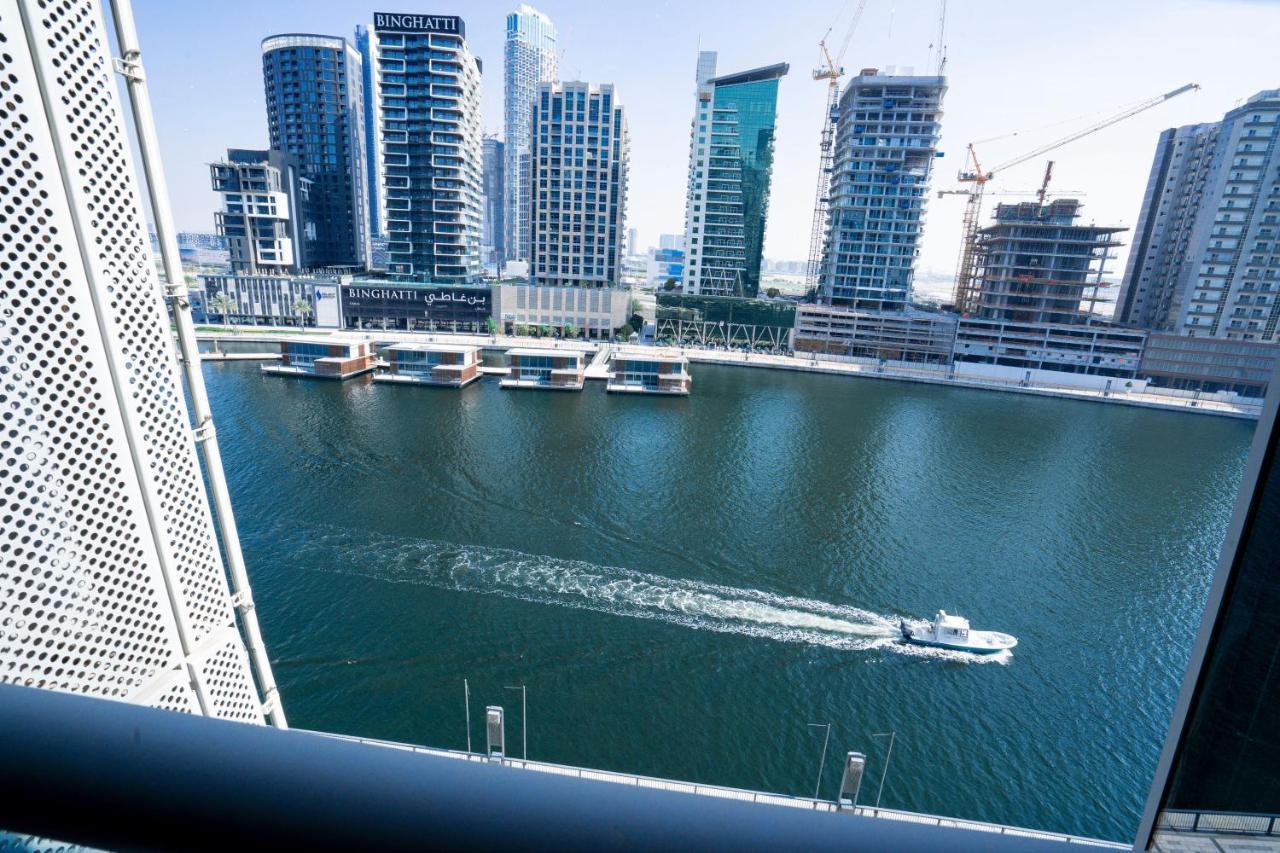 Apartment Elegant 1 Bedroom In J One Dubai