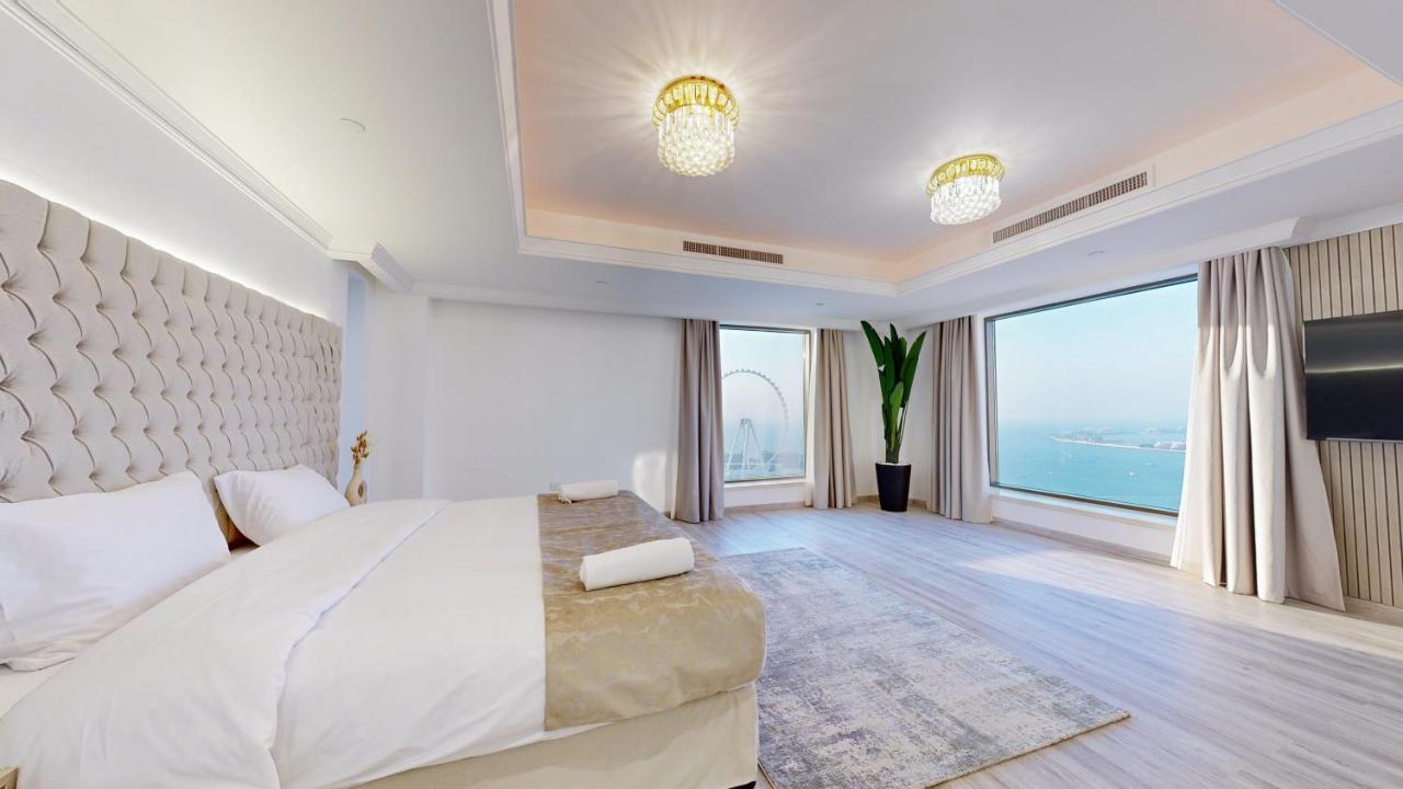 Apartment Huge Penthouse With Yacht Included And Private Pool!!! Dubai