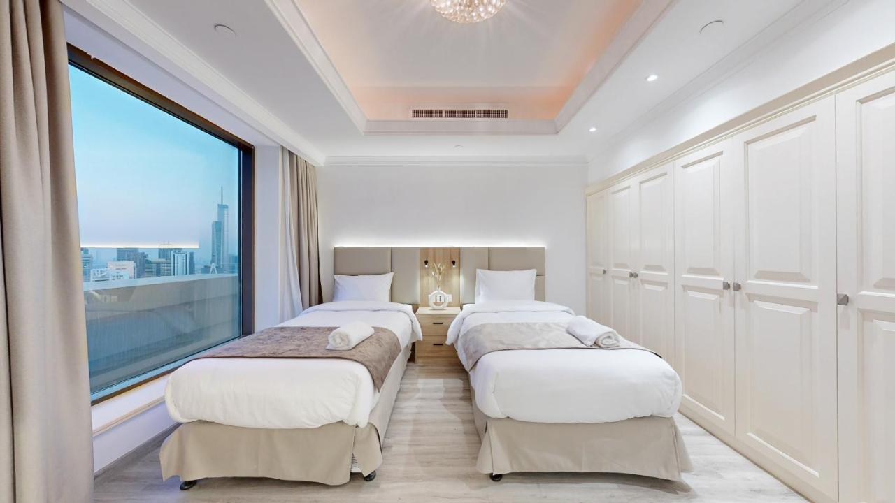 Apartment Huge Penthouse With Yacht Included And Private Pool!!! *