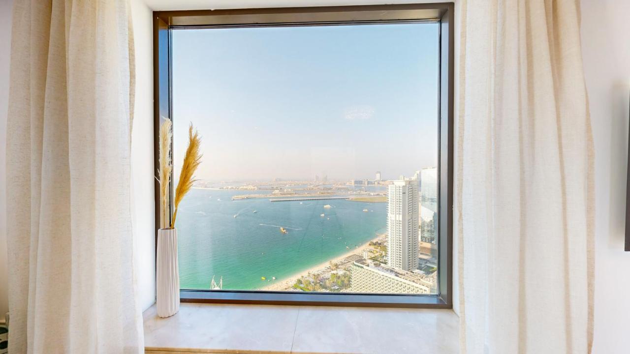 Huge Penthouse With Yacht Included And Private Pool!!! *