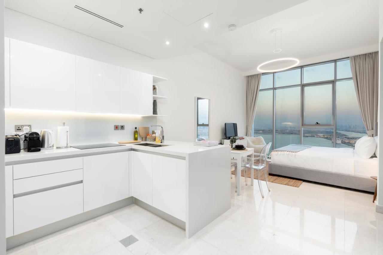 Apartment Modern Studio / Amazing Sea Views In Maritime City Dubai
