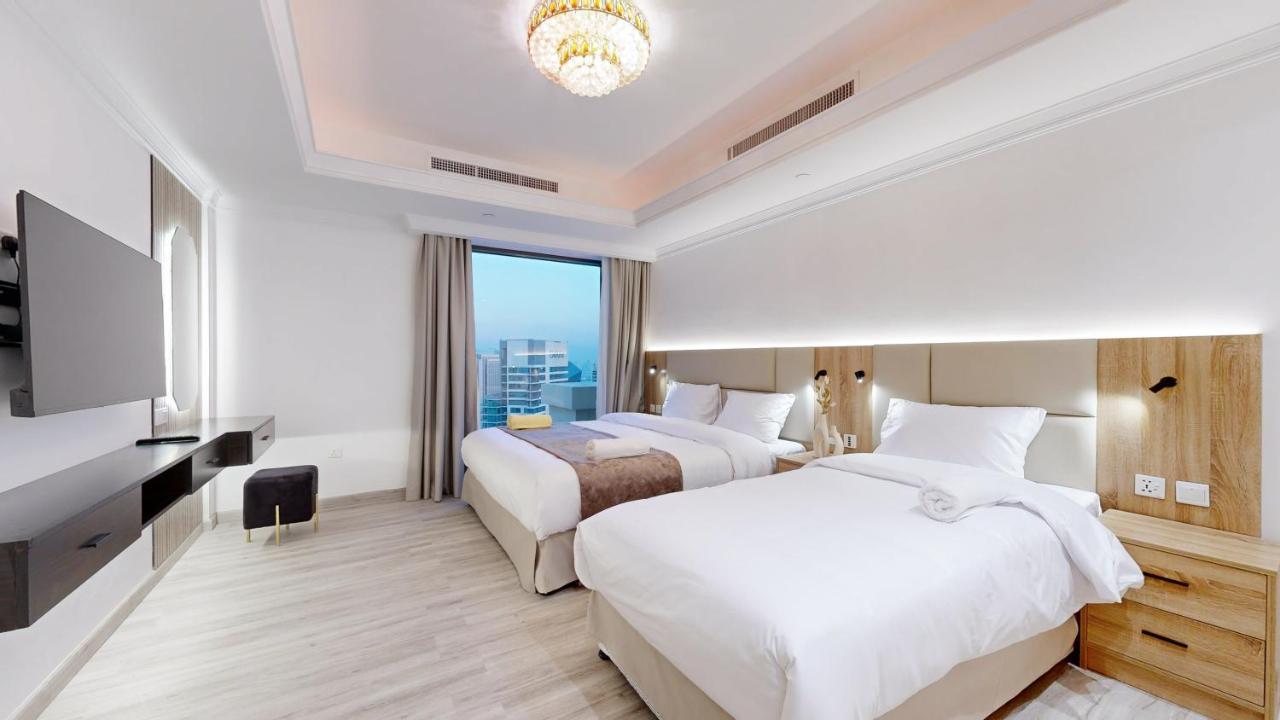 Huge Penthouse With Yacht Included And Private Pool!!! Apartment Dubai
