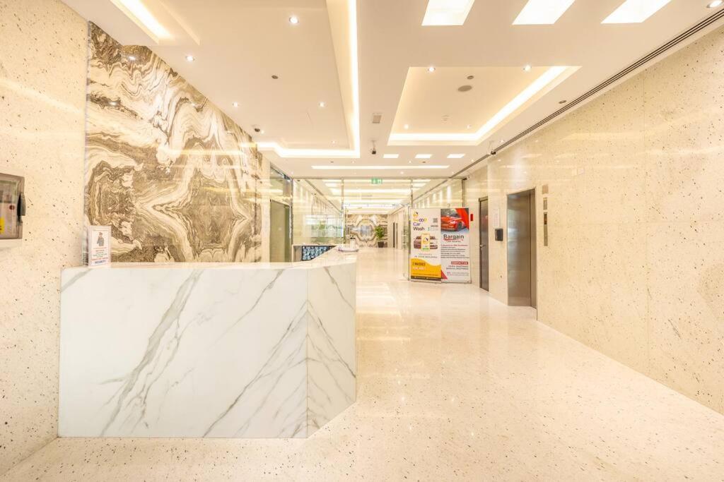 Grand - Elite Business Bay * Dubai