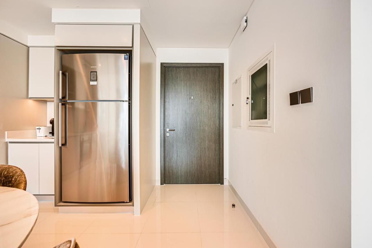 Emaar Beachfront Sunrise Bay 2bdr Apartment Dubai