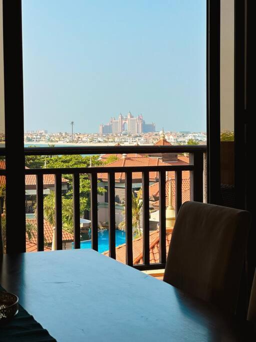Family Friendly At Palm Apartment *