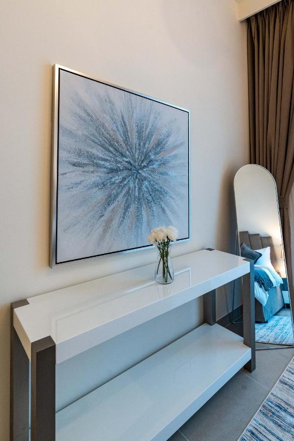 2-bedroom In The Heart Of Downtown Apartment