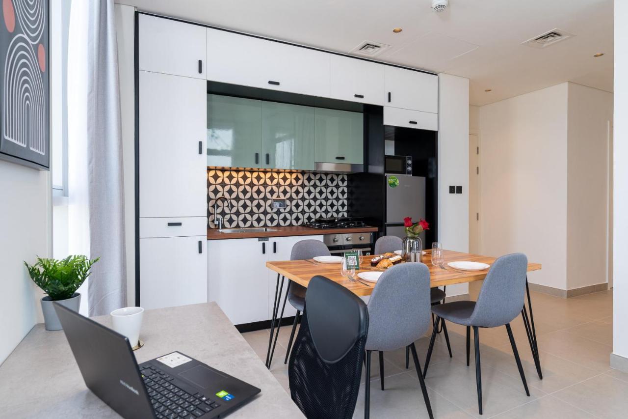 Modern 2 Bedroom Amazing Amenities And Location *
