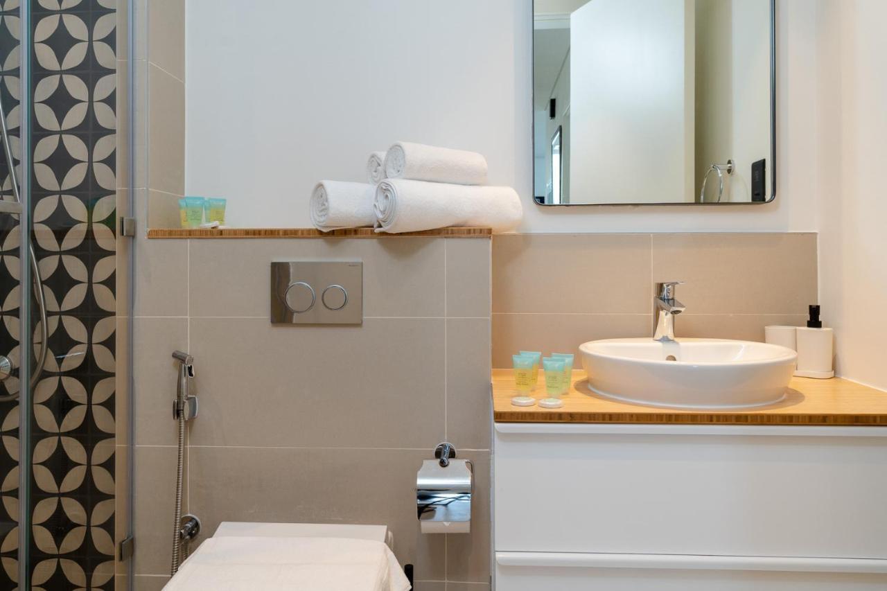 Modern 2 Bedroom Amazing Amenities And Location Apartment