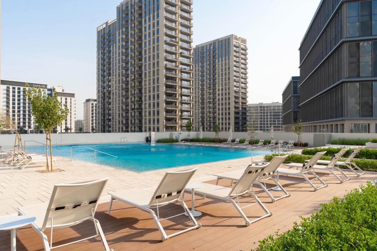Modern 2 Bedroom Amazing Amenities And Location Dubai
