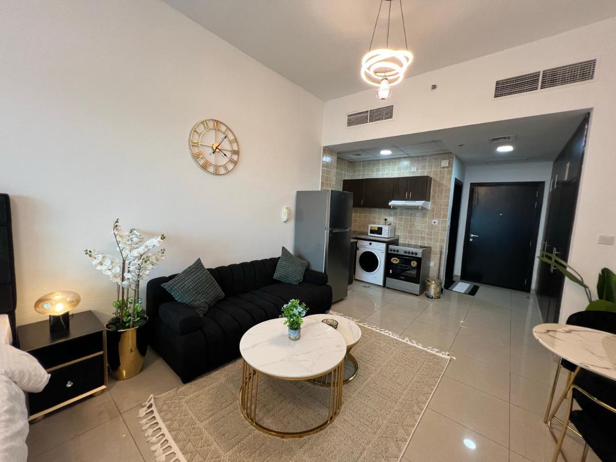 Apartment Classy Spacious