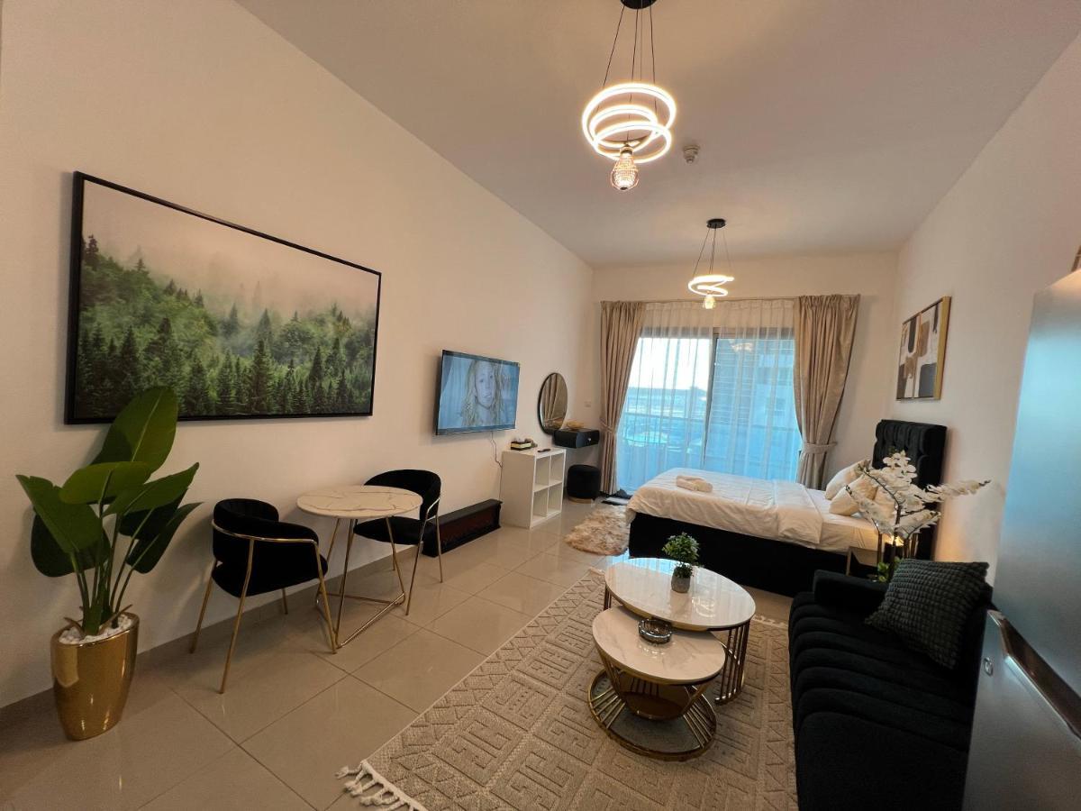 Classy Spacious * Dubai