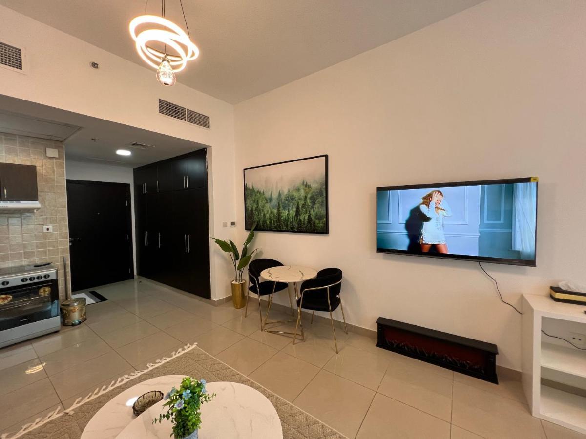 Apartment Classy Spacious Dubai