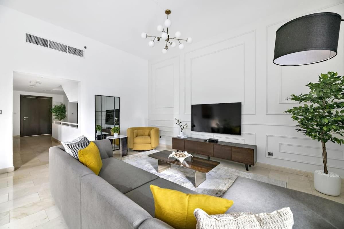 Silkhaus Ideal For Big Family, 5bdr With Private Roof Top *