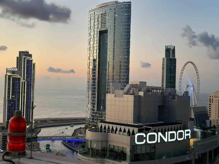 Apartment Lux 1br W Rooftop Pool In Marina Near Metro, *