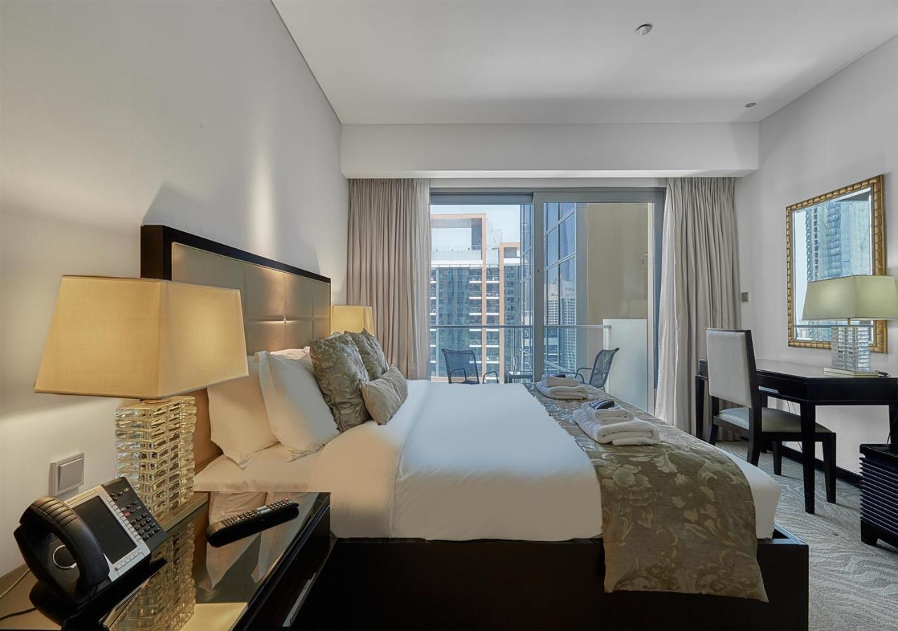 Jw Marriott Marina Residences, With Balcony Connected To Marina Mall Apartment *