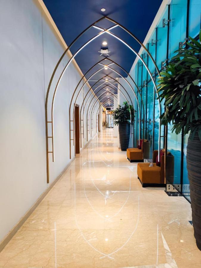 In Damac Maison Prive Businessbay - Canal View Apartment *