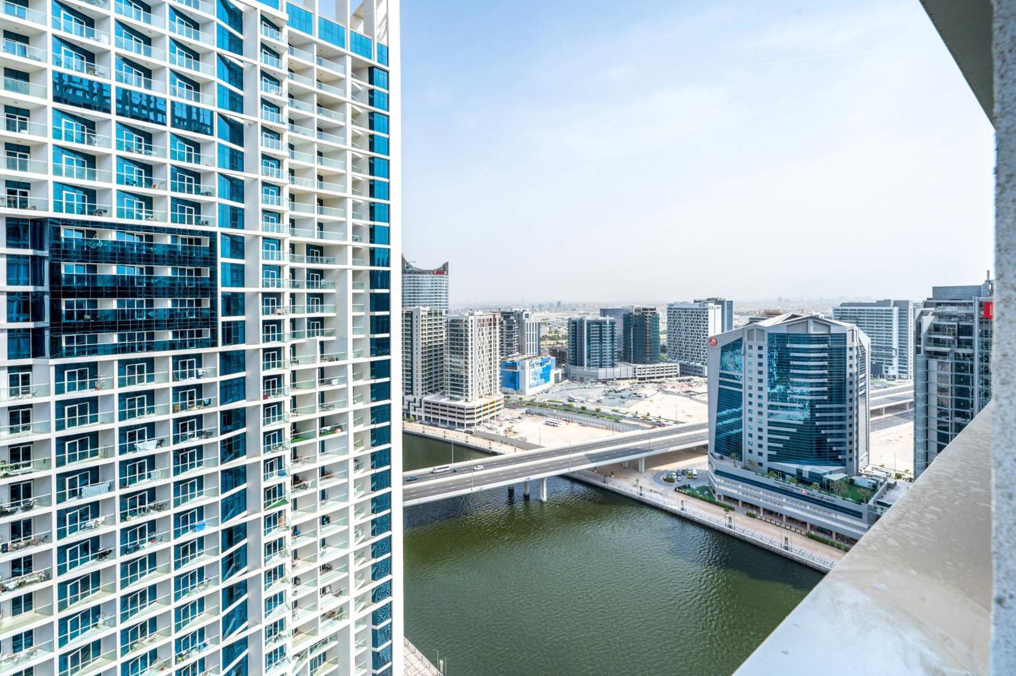 In Damac Maison Prive Businessbay - Canal View Apartment Dubai