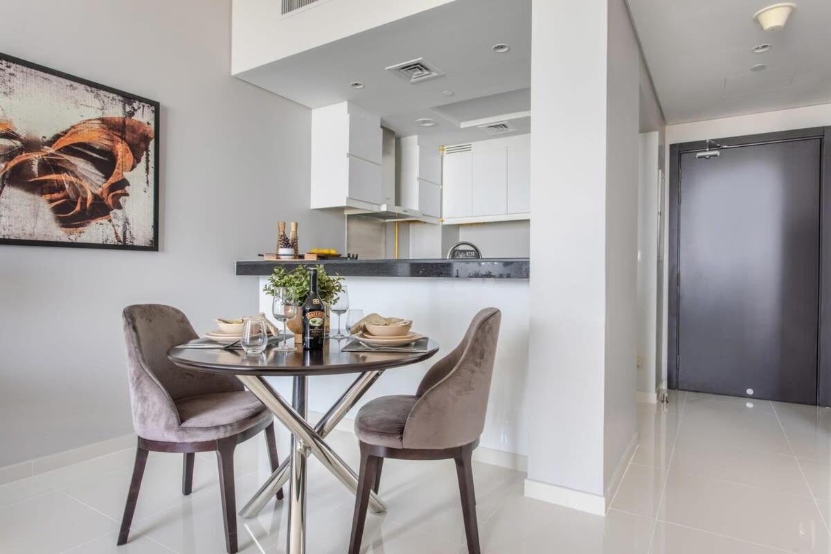 Apartment Frank Porter - Artesia Tower D
