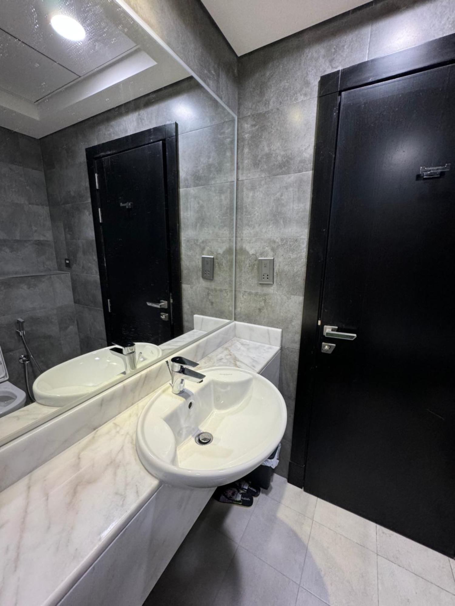 Shared Private In Downtown Business Bay * Dubai