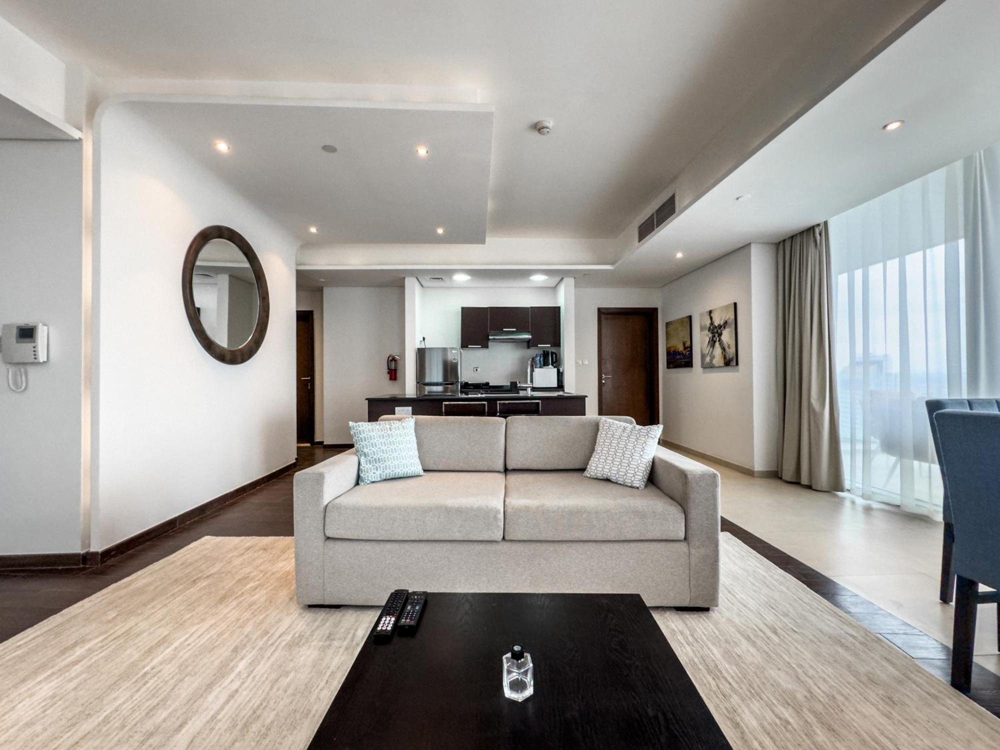 Apartment Sky-high 2-bdr Gem Sports
