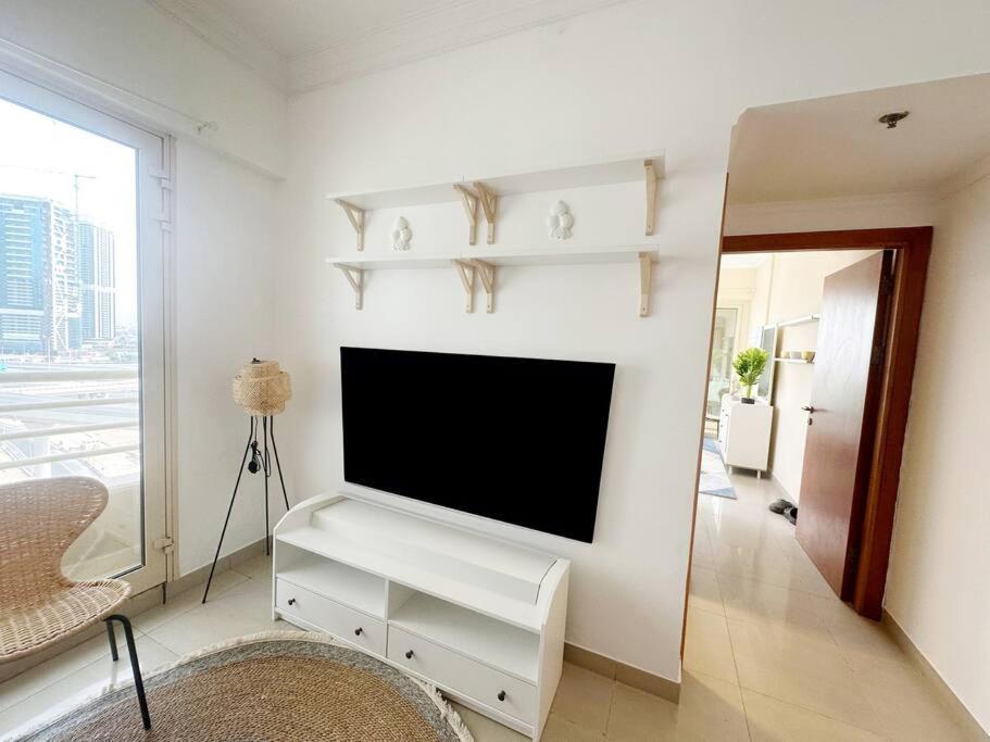 Lux 1br W Rooftop Pool In Marina Near Metro,