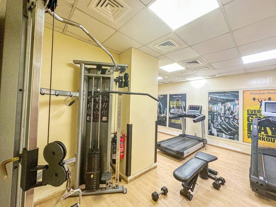 Apartment Lux 1br W Rooftop Pool In Marina Near Metro, *