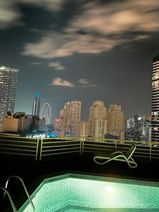 Sunset View 1br Near Beach,lake And Metro Apartment *