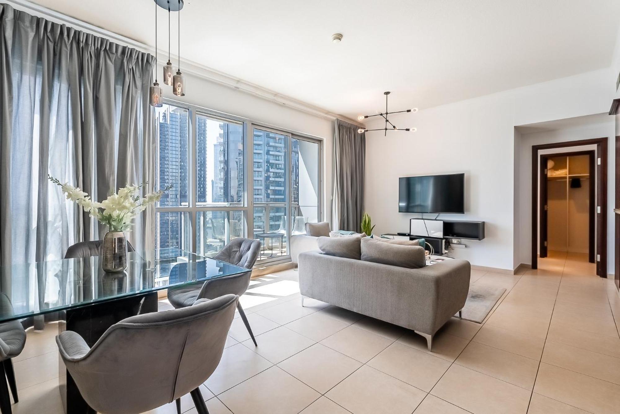 Apartment Cozy 1 Bedroom I Downtown I Near Burj Khalifa Dubai