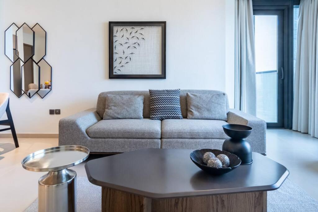 First Class 2br In The Heart Of Downtown Apartment