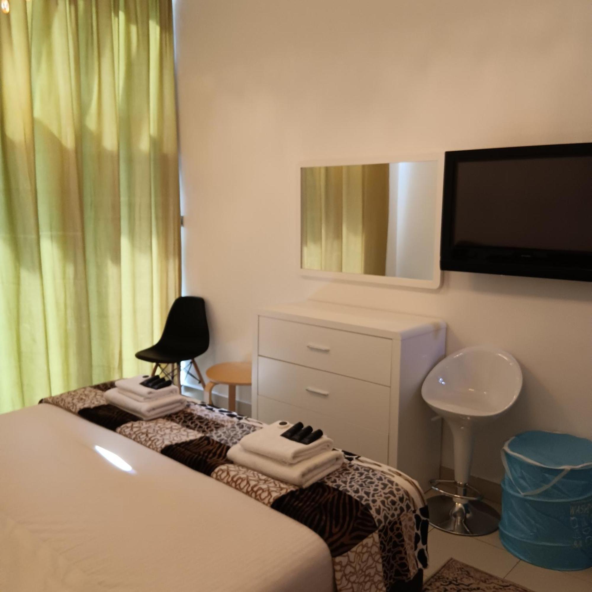 Apartment Remarkable 2-bed In Dubai