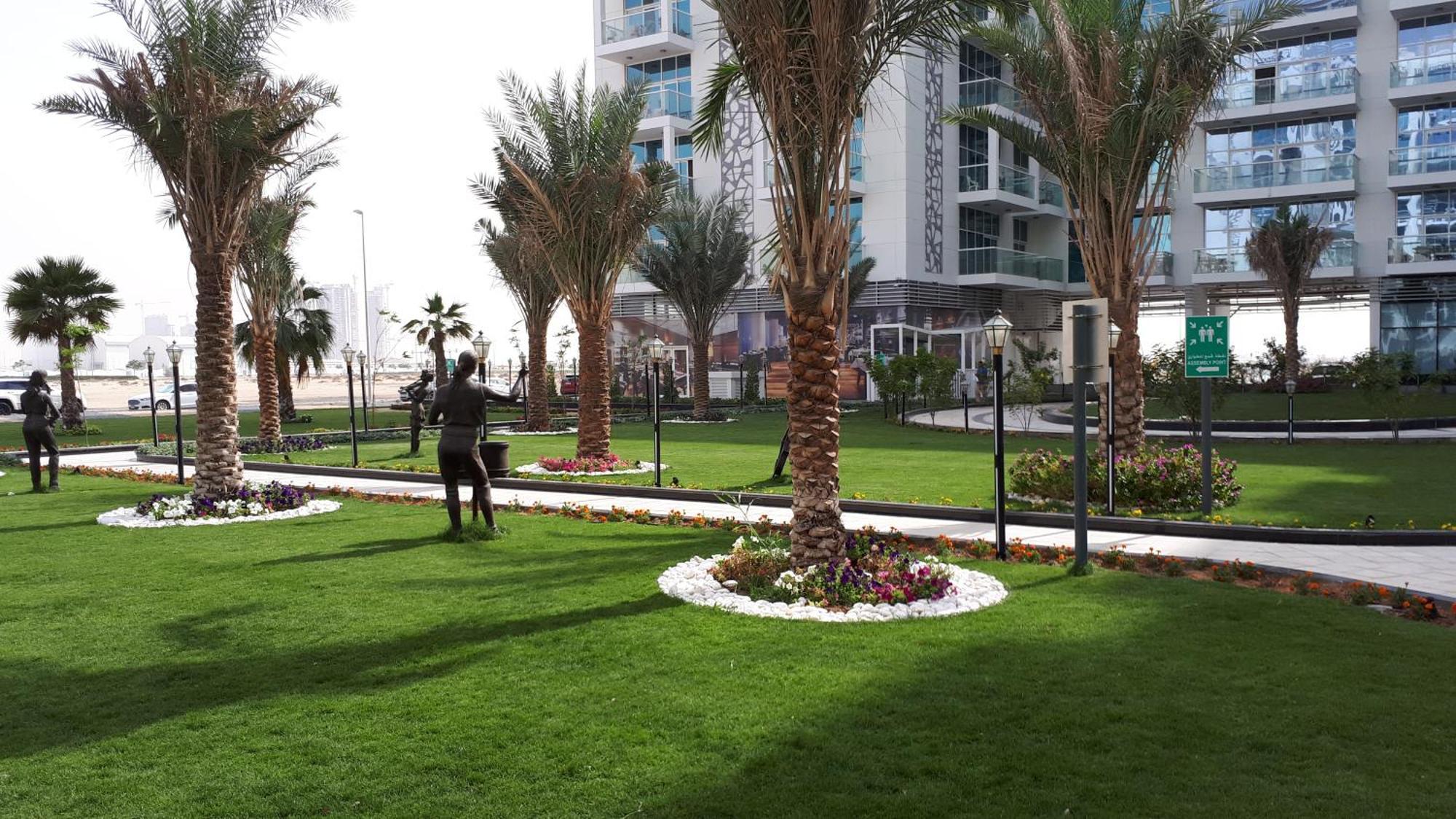 Apartment Remarkable 2-bed In Dubai