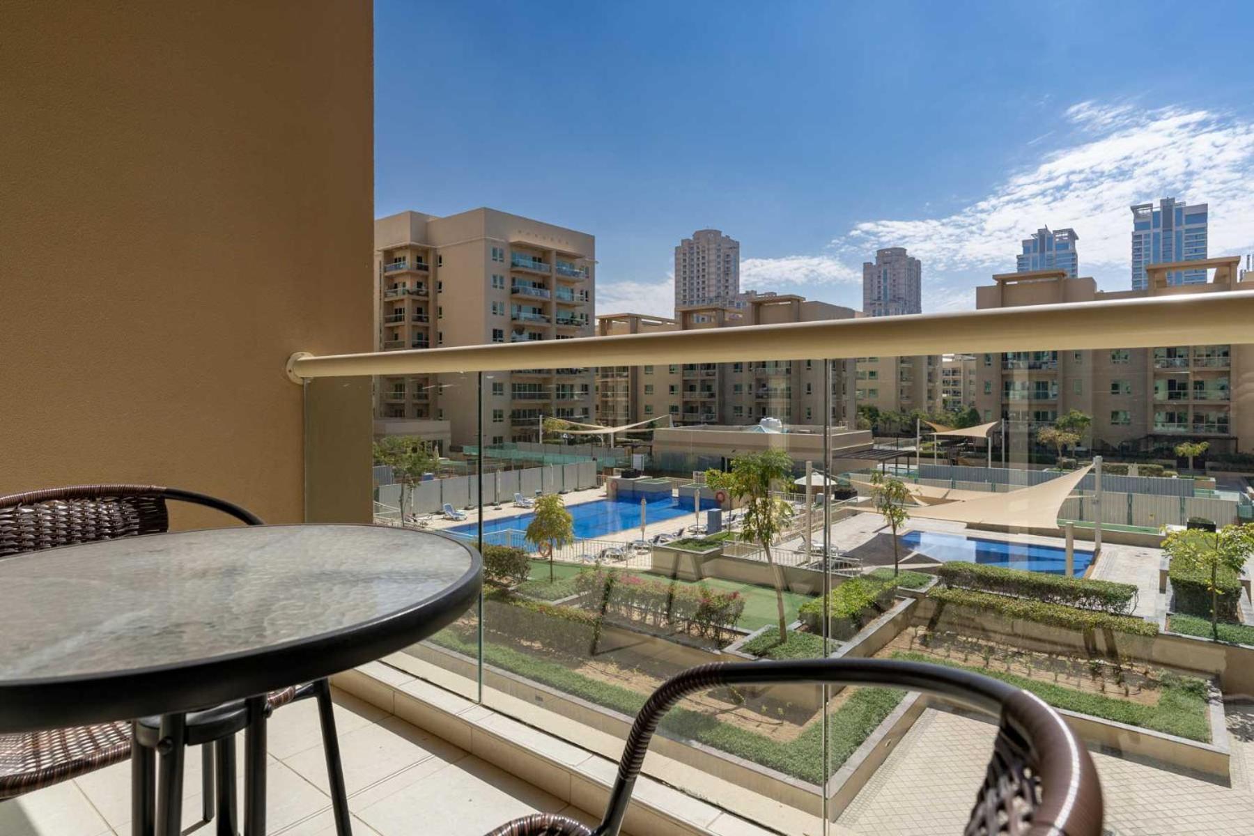 Modern - Spacious 1 Bed - Business Traveler
