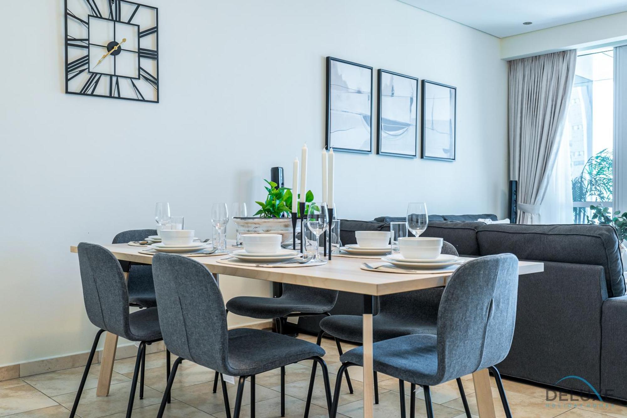 Sophisticated 3br W/ Assistant's At Al Fattan Marine Towers 2 Jbr By Deluxe Homes Dubai
