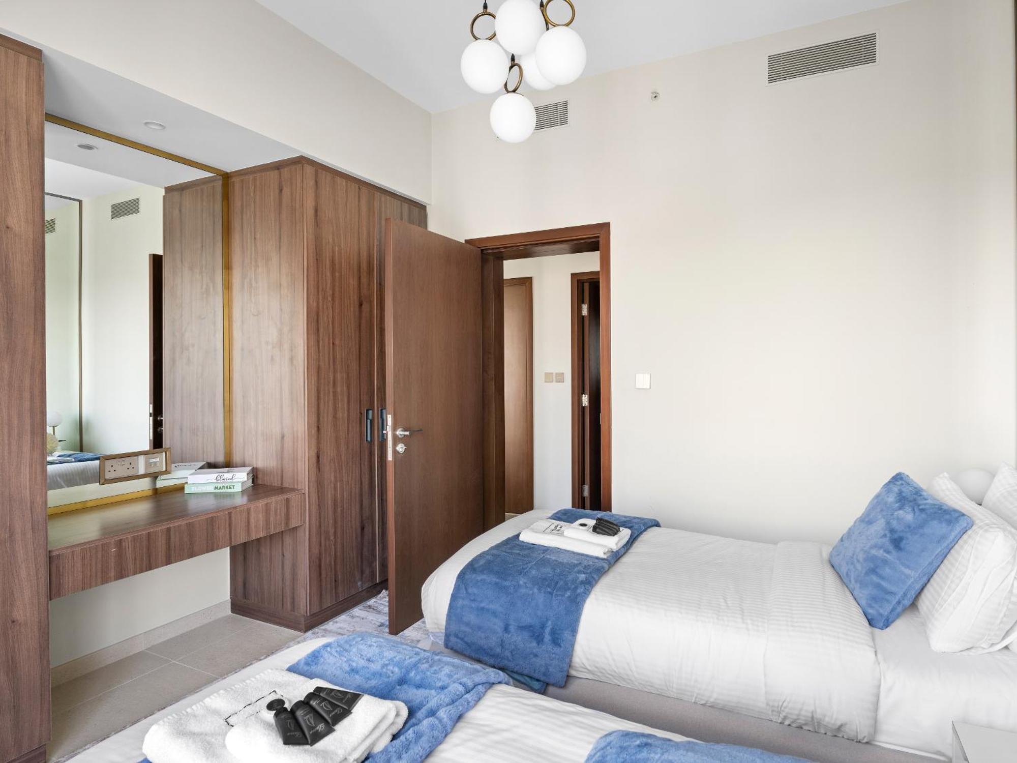 Superior Comfort 2bdr At Vida Residences-90 * Dubai